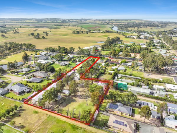 Accommodation Freehold Property and Business - East Gippsland, VIC
