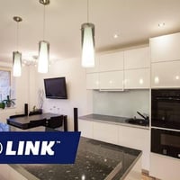 Profitable Designer Lighting E-Commerce Brand image