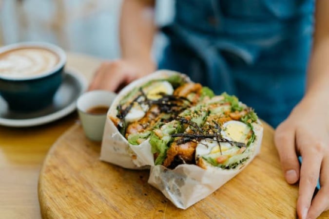 5 DAY INDUSTRIAL AREA LUNCH BAR