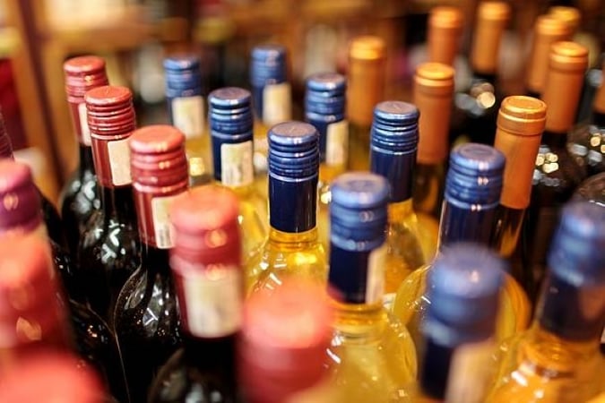 UNDER OFFER - ENTRY LEVEL LIQUOR STORE BLUE CHIP SUBURB – SOR