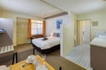 LEASEHOLD - Bishops Lodge, Narrandera NSW - 1P0548