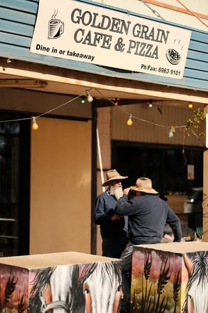 Coffee Shop/Cafe  + Adjoining Dining room + 1 BR unit  in Barellan.