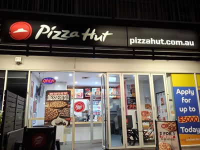 PIZZA HUT image