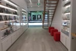 HIGH-MARGIN,   ESSENTIAL BEAUTY  FRANCHISE - $1.2M T/O - ADELAIDE CBD