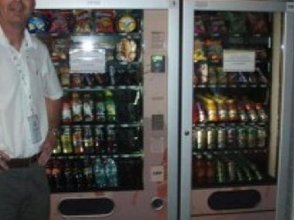 Interactive Vending Machines - Massive Return-on-Investment - Now Serving Healthy-Options plus Major Brands like Coca-Cola and Schweppes -from $50,000, photo 2