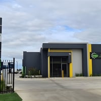 Earn From Day One at GW Auto Care image