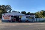 Stihl, Honda & more Dealership including full workshop & residence