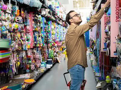 NEAR NEW DISCOUNT VARIETY RETAIL MEGASTORE! image