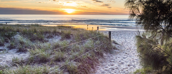 Management Rights  - 2 mins to Beach