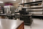 No Ingoing Opportunity Cafe Bakery Do Your Own Business Rent $350+gst+og weekly New Lease