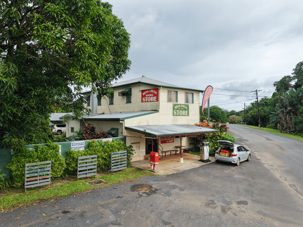 Mena Creek Store | WIWO Freehold + Business