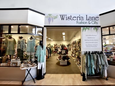 Profit Apprx $140,000 Ladies Fashion Business For Sale Trading 5.5 Days Attractive Profit ROI 280% image