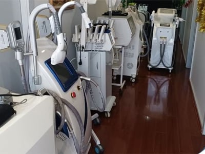 Top tier laser clinic for sale in Lane Cove lots of parking image