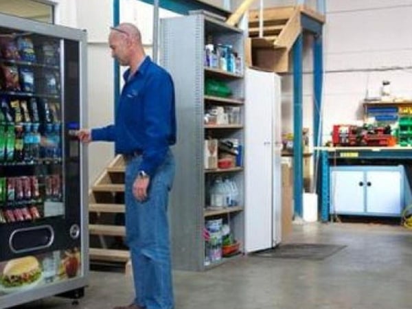 Interactive Vending Machines - Massive Return-on-Investment - Now Serving Healthy-Options plus Major Brands like Coca-Cola and Schweppes -from $50,000, photo 7