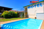LEASEHOLD - Bishops Lodge, Narrandera NSW - 1P0548