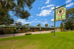 LEASEHOLD - Country Club Motor Inn, Deniliquin NSW - 1P0590
