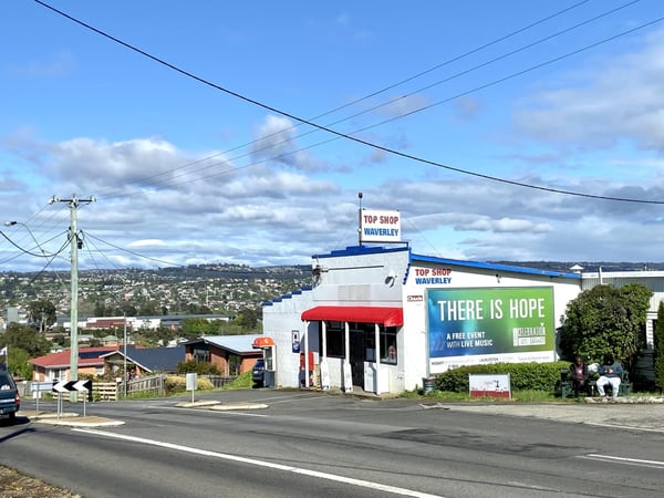 Potential Bottleshop STCA Grocer Cafe Takeaway Vacant shop for lease blank canvas $450+gst per week