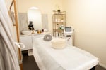 UPMARKET BEAUTY SPA & CLINIC