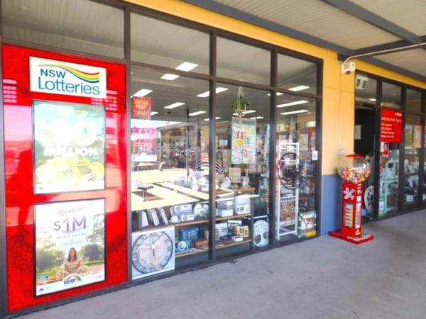 Trinity News & Gifts Kelso  -  UNDER CONTRACT