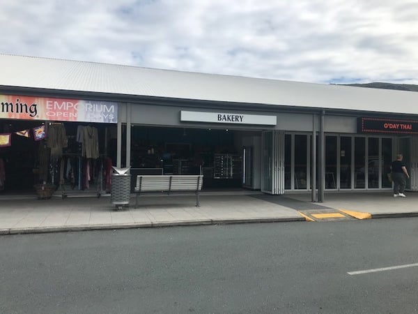 PROFITABLE SUNSHINE COAST BAKERY FOR SALE PRICE $360,000 plus SAV PRICED TO SELL