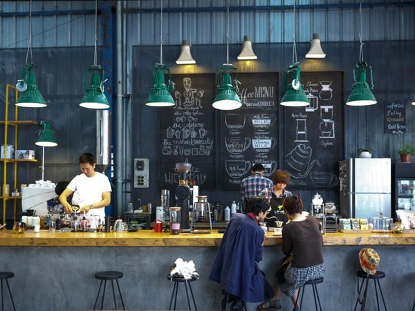 PRIME LOCATION CAFE ON THE STRIP  ALMOST 10 YEARS TRADE !!!