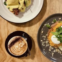 High-Profit Beachside Cafe - Secure Lease & Growth Potential image