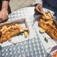 BUSTLING NORTHERN SUBURBS FISH & CHIPS! image