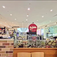 Bakery Cafe Franchise with High Foot Traffic and Experienced Team image