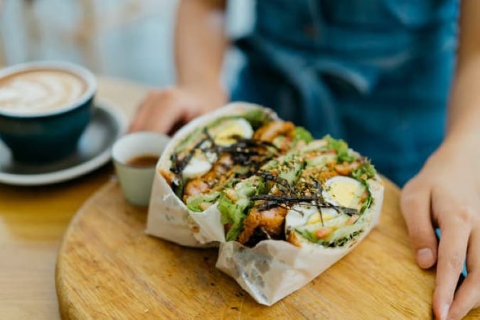 UNDER OFFER - WELSHPOOL 5 DAY CAFÉ / LUNCH BAR