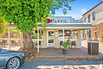 Country Charm Meets Culinary Delight: Cafe with Accommodation Included