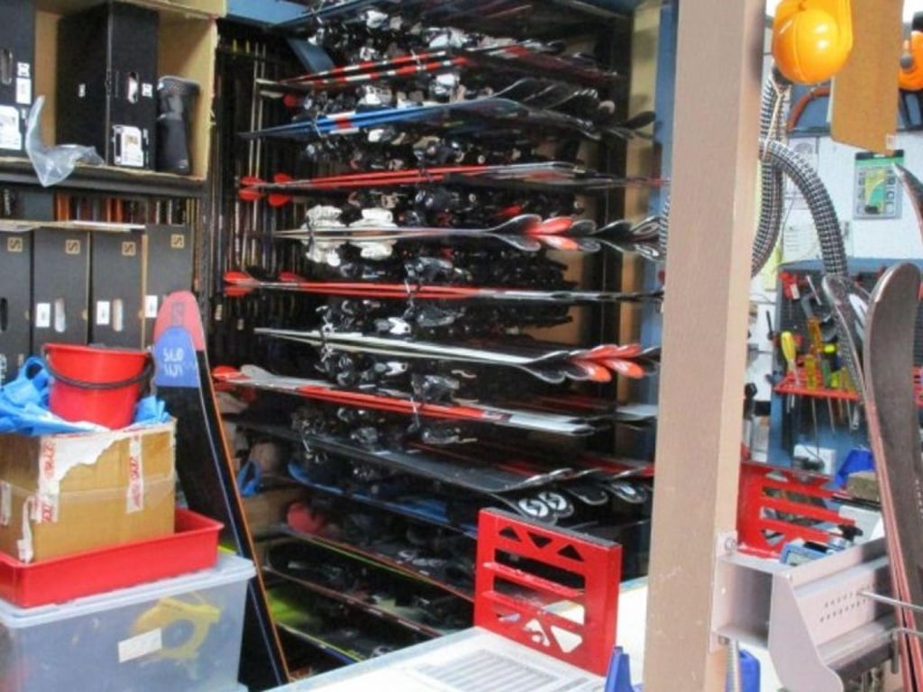 Well-Established Retail & Rental Snow Sports Business For Sale - Prime Belconnen, ACT- High Foot Traffic - Equipment Included - Training Provided - Gr, photo 9
