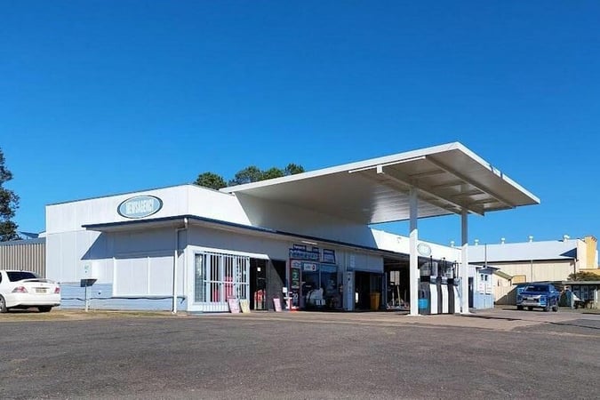 Freehold Petrol Station, Mechanic Workshop and Newsagency - Woodenbong, NSW