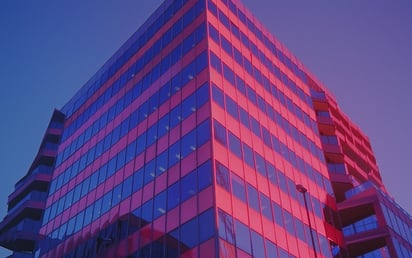 The Ultimate Guide to Buying a Real Estate Business article cover image