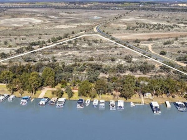 Scenic Houseboat Property for Sale - River Murray Location -Freehold Land - Net Profit: $60-$120K - Substantial Industrial Shedding - Massive Growth P