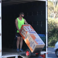 High-Growth Removals Business - Great Local Reputation! image