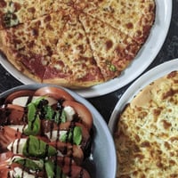 EXCEPTIONAL COASTAL  PIZZA AND  BURGER  OPPORTUNITY  - HUGE ROI HERE image