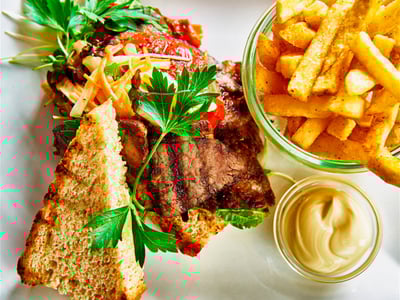 Attractive Licences Cafe & Bistro  5865 image