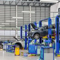 Auto Service Centre - Experienced & Reliable Team image