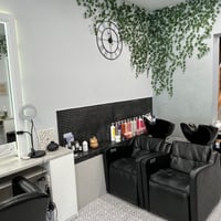 Hair and Beauty Salon with expansion options image