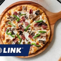 Pizza Restaurant & Takeaway | Northern Central Gold Coast | Proven Performer image