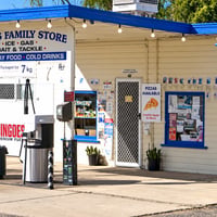 Freehold Service Station, Takeaway & 3-Bed Home on 1 Acre - Texas QLD image