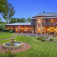 FREEHOLD VACANT POSSESSION - Beaufort Manor, Yea VIC - 1P0603 image
