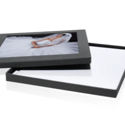 WINDOW TYPE PRESENTATION BOX