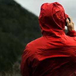 JACKETS AND HOODIES