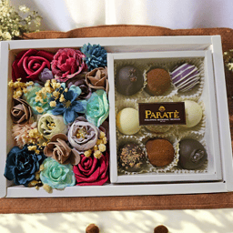 Flowers & Truffles Gift Set