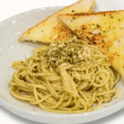 CHICKEN PESTO