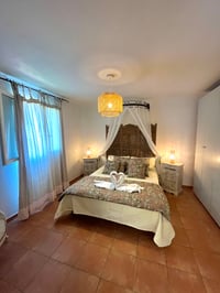Chambre lit simple lit