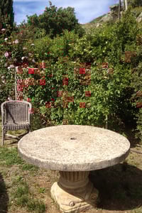 Table en pierre