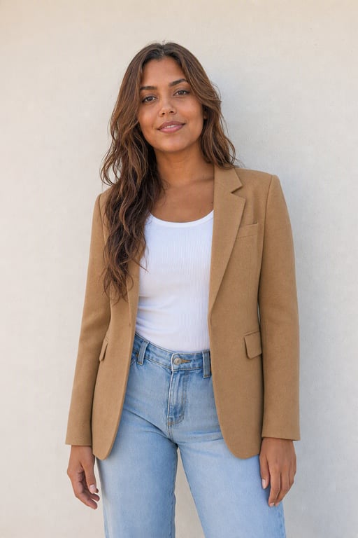 Blazer camel