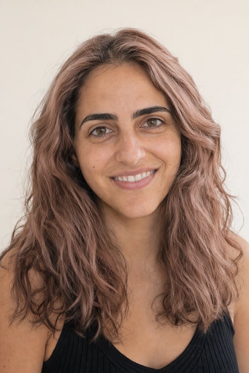 רוז גולד: בלונד עם תת גוון ורוד